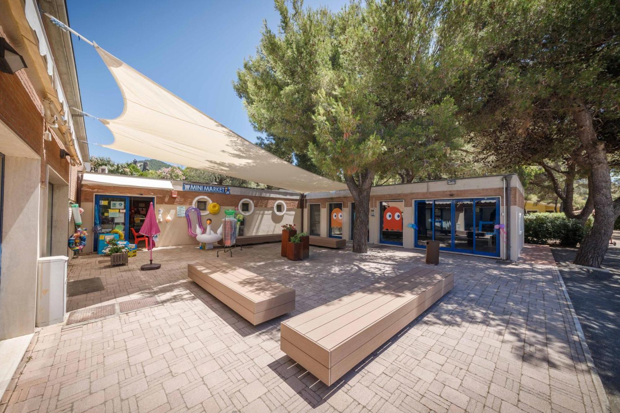 Villaggio Miramare ليفورنو المظهر الخارجي الصورة